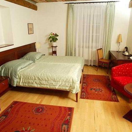 Cerna Liska Otel Prag Dış mekan fotoğraf